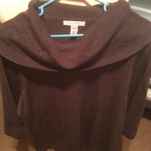Ralesey  Woman 2X Top